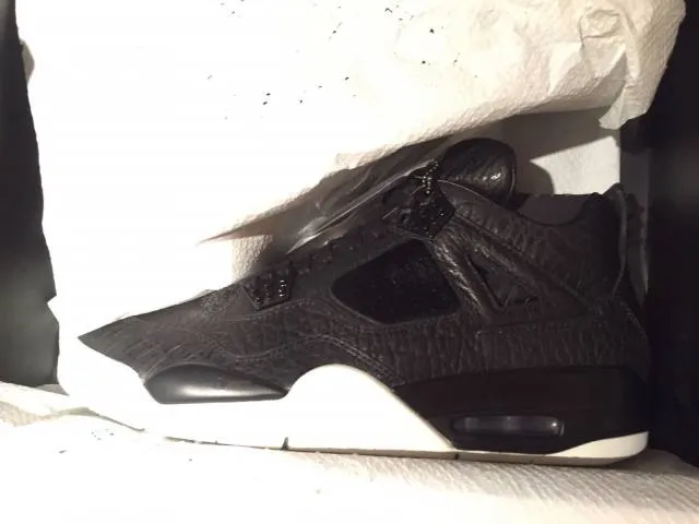 Air Jordan 4 Pinnacle Black