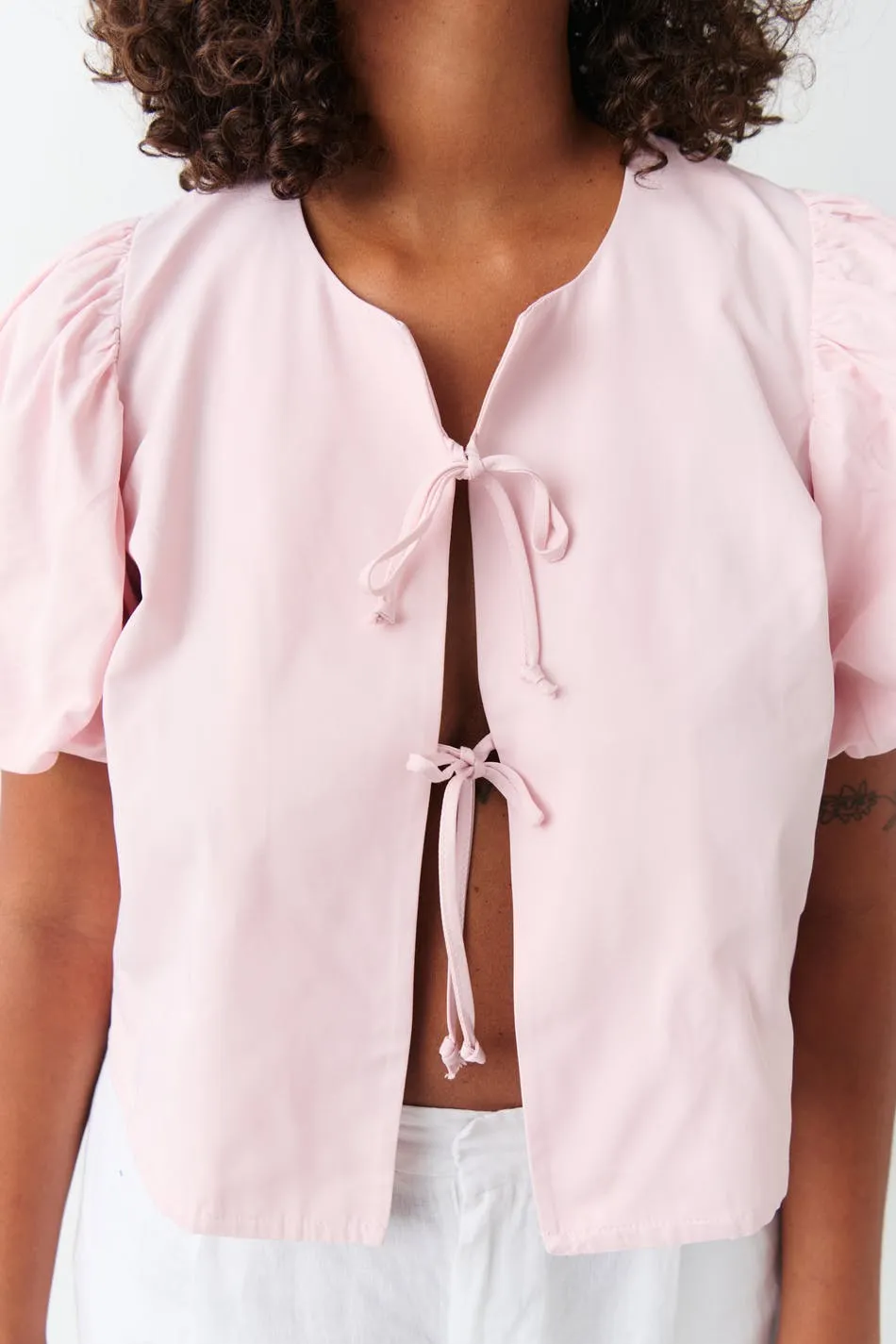 Puff sleeve blouse